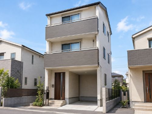 3階建ての外壁塗装｜足場費用の目安と2階建てとの違い